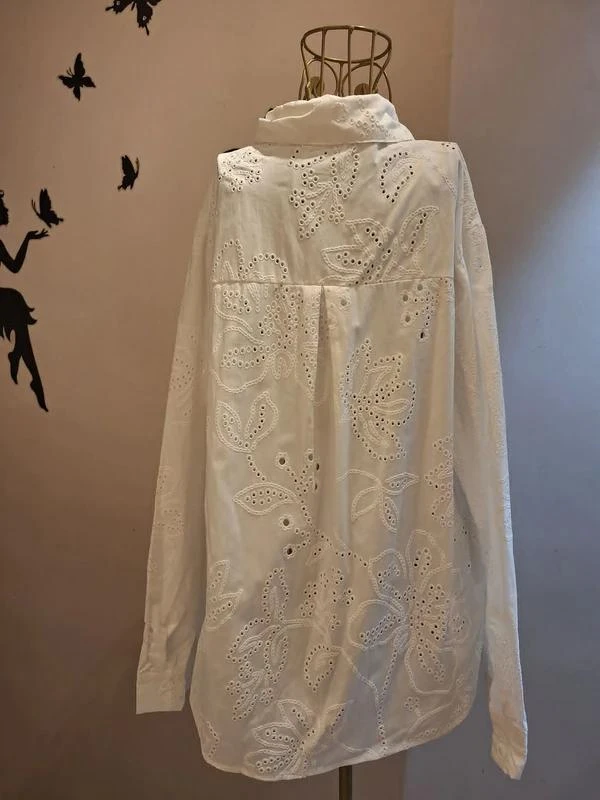 Katoenen witte hemd met Engelse borduursels – photo 4